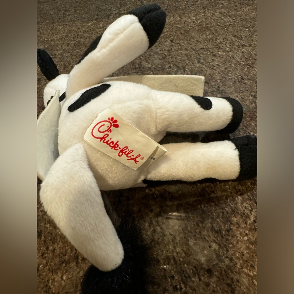 Chick-fil- A Mini Plush Stuffed Animal Eat Mor Chikin Eat More Chicken Caw - Picture 5 of 5